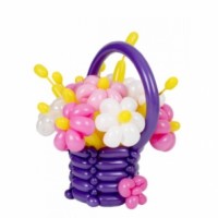 Корзинка с цветами из воздушных шаров "Нежность"